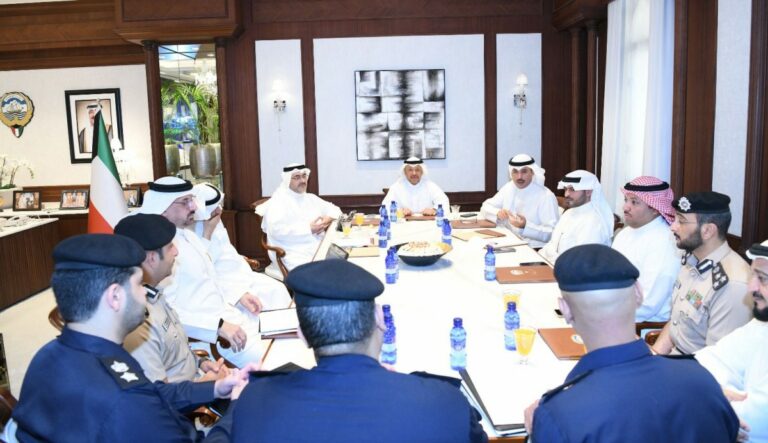 عذبي-الناصر-يستقبل-المحافظين-في-اجتماع-تنسيقي-لتعزيز-التعاون-المشترك-وخدمة-الوطن-والمواطن