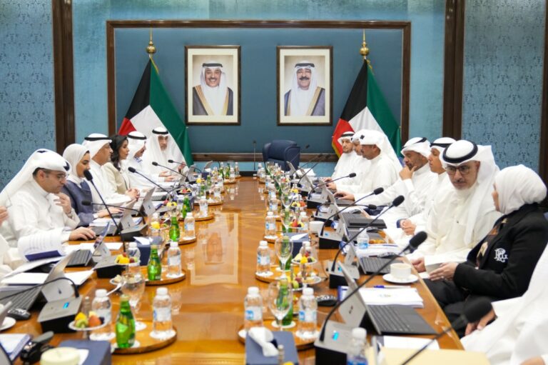 مجلس-الوزراء-يوافق-على-تعديل-المعاشات-ووقف-المكافآت-الاستثنائية-اعتبارا-من-مطلع-مايو-المقبل