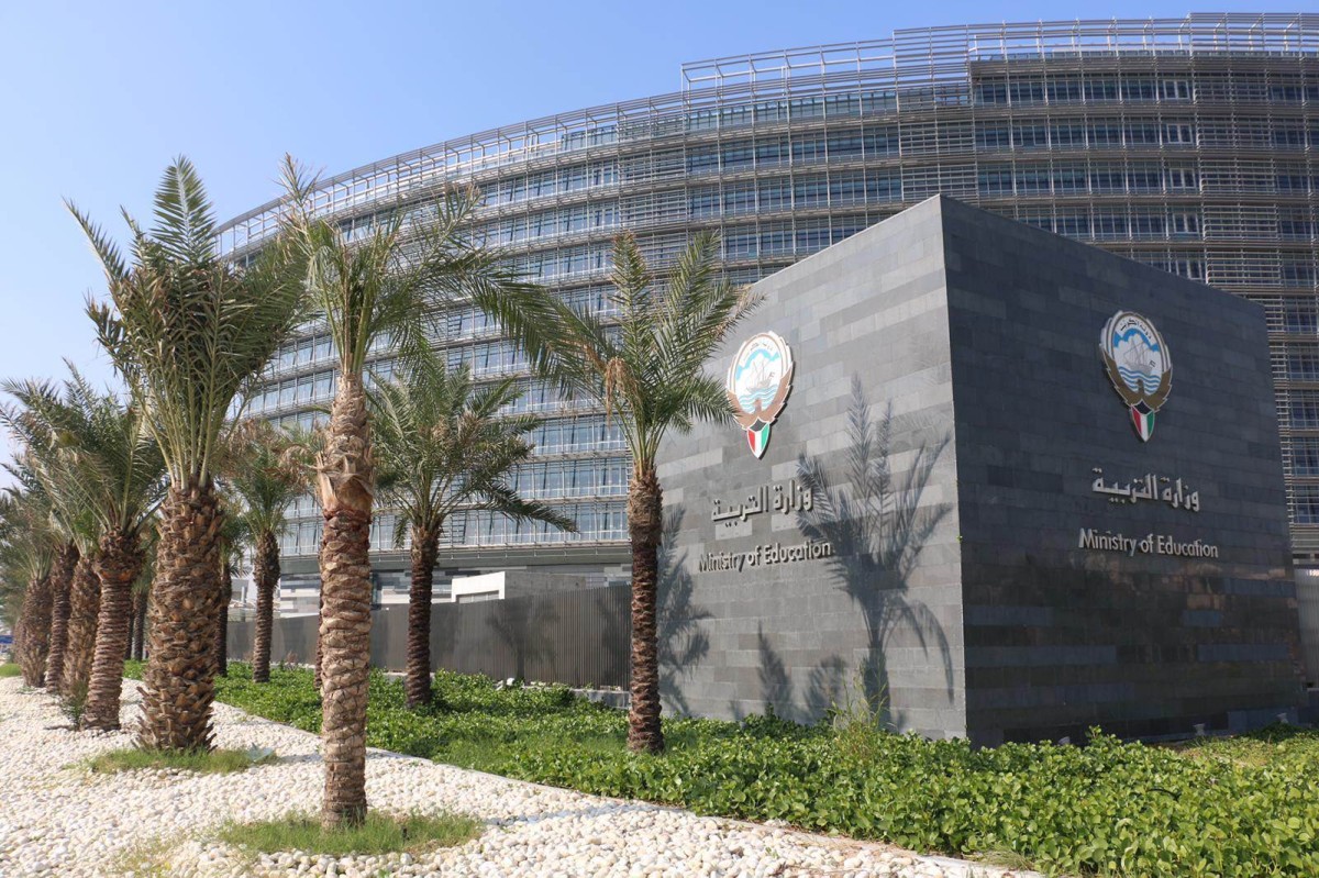 'التربية'-تطلق-حملة-لترشيد-استهلاك-الكهرباء-والماء.والطبطبائي-يطالب-بالتعاون-مع-'مدققي-الطاقة'