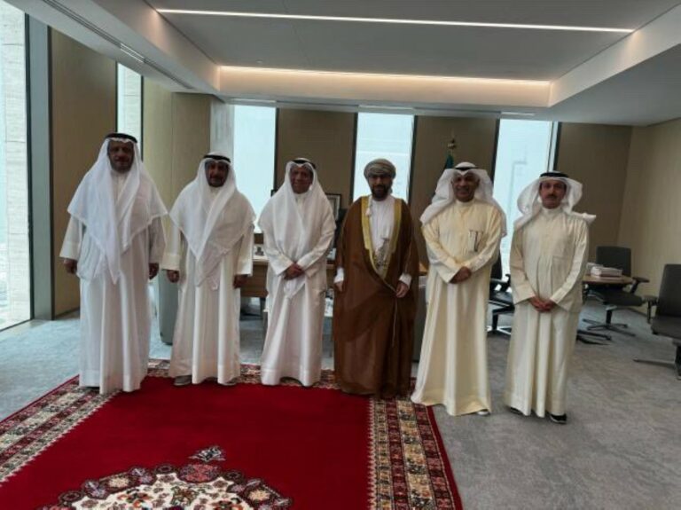 مجلس-القضاء-يبحث-والسفير-العُماني-تطوير-العلاقات-وتنفيذ-وتبادل-أحكام-المحاكم-العليا