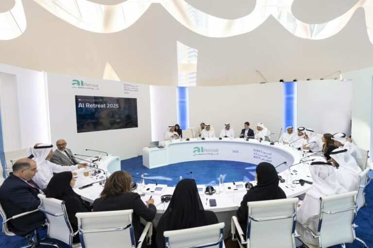 خبراء-يناقشون-مستقبل-البيانات-والبنية-التحتية-الرقمية