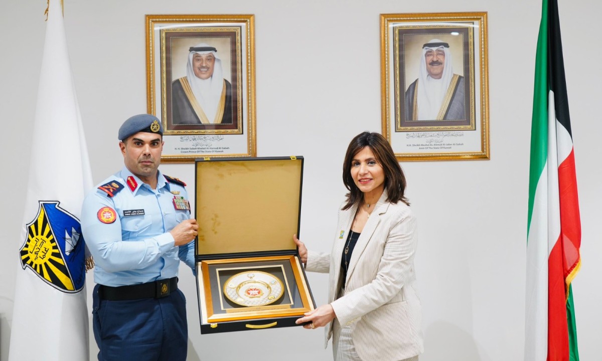 نائب-رئيس-الأركان-يبحث-مع-مديرة-الجامعة-تطوير-البرامج-التعليمية-والأكاديمية-ذات-الصلة-بالعمل-العسكري