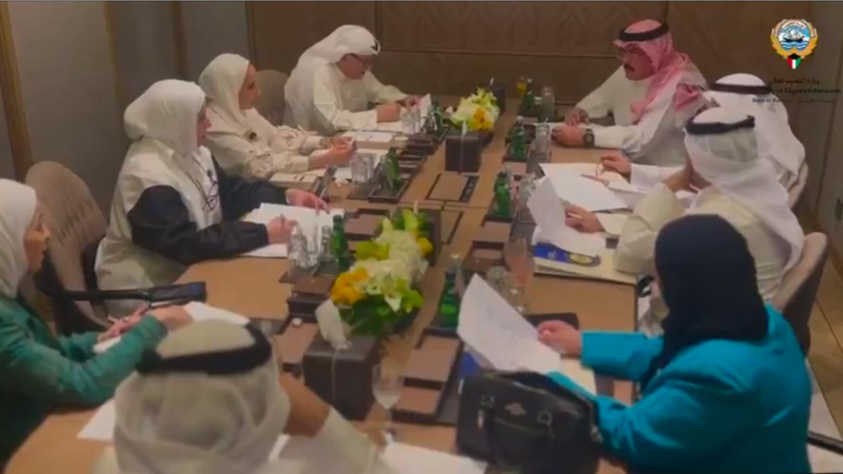 الجلال-والطبطبائي-يعقدان-اجتماعا-لمتابعة-التحضيرات-لاجتماعات-لجنة-وزراء-التربية-والتعليم-العالي-الخليجيين