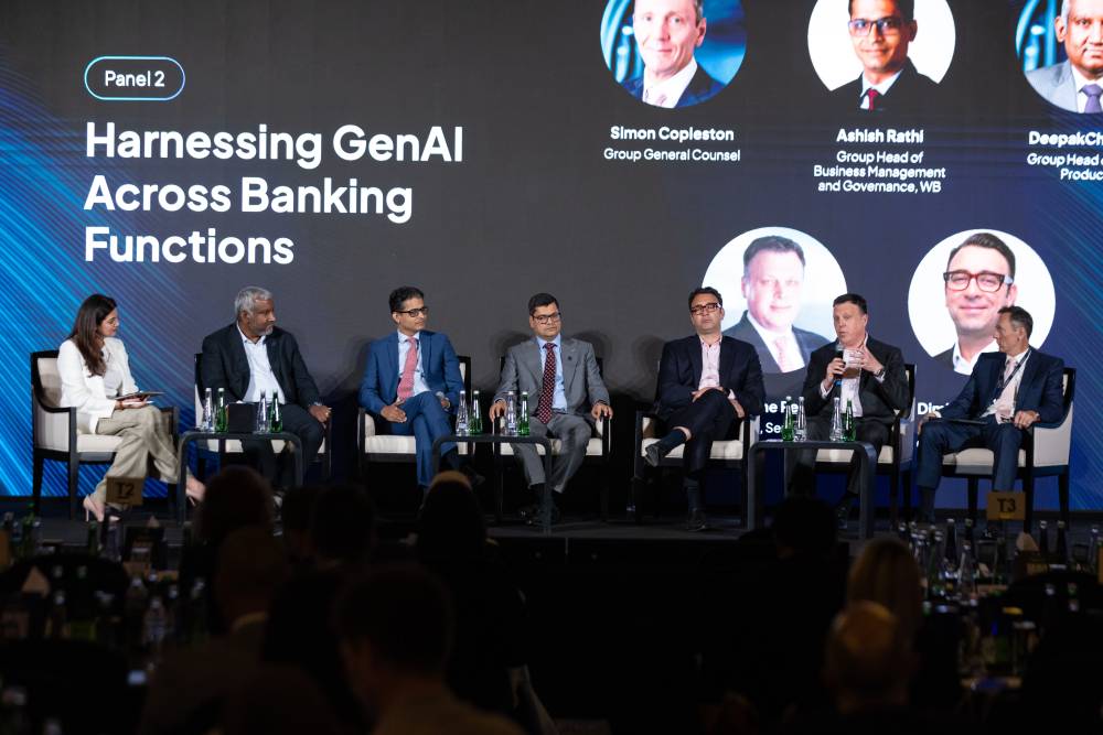 قمة-«الإمارات-دبي-الوطني-للذكاء-الاصطناعي»-تناقش-مستقبل-القطاع-المالي
