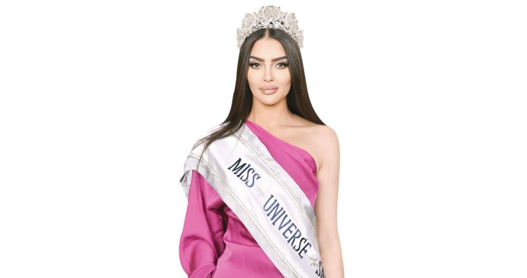 رومي-القحطاني-'-تتحايل'-في-miss-woman-international