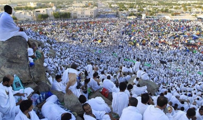 بعثة-الحج-تتفقد-مخيمات-الحجاج-ومدى-مطابقتها-للاشتراطات