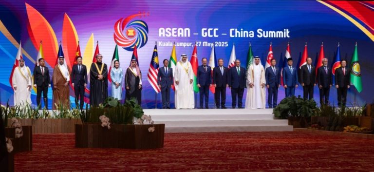 قادة-آسيان-ومجلس-التعاون-والصين-يطالبون-بعمل-جماعي-لإنقاذ-المدنيين-في-غزة-وتعزيز-'حل-الدولتين'