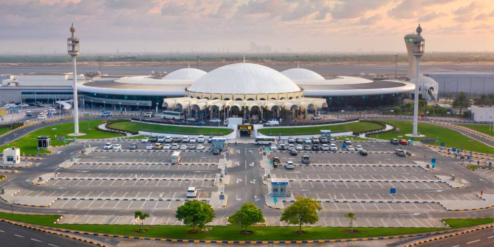 مطار-الشارقة-يدعو-المسافرين-إلى-متابعة-آخر-تحديثات-الرحلات