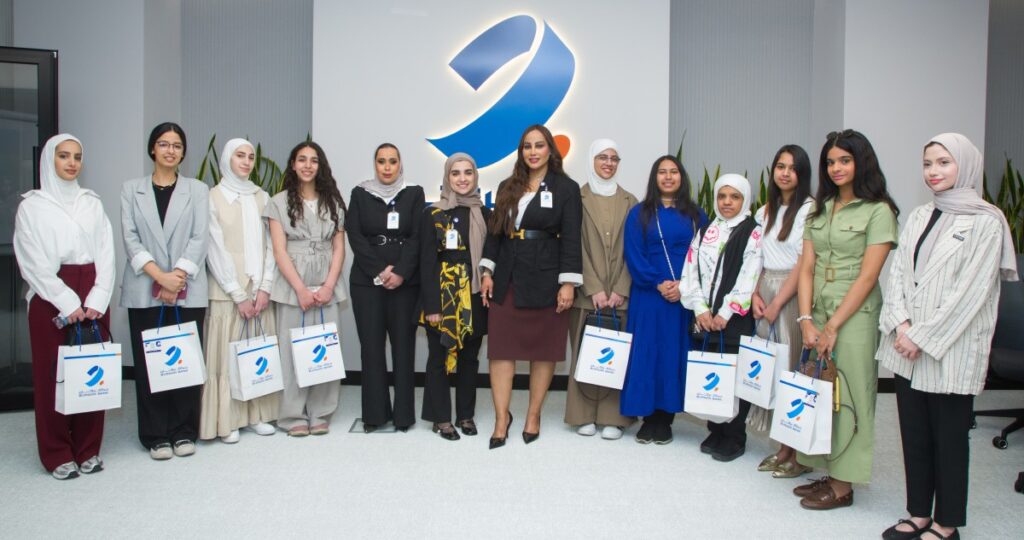 بنك-برقان-ينظّم-زيارة-لطالبات-'academy-x'-لمقره-الرئيسي