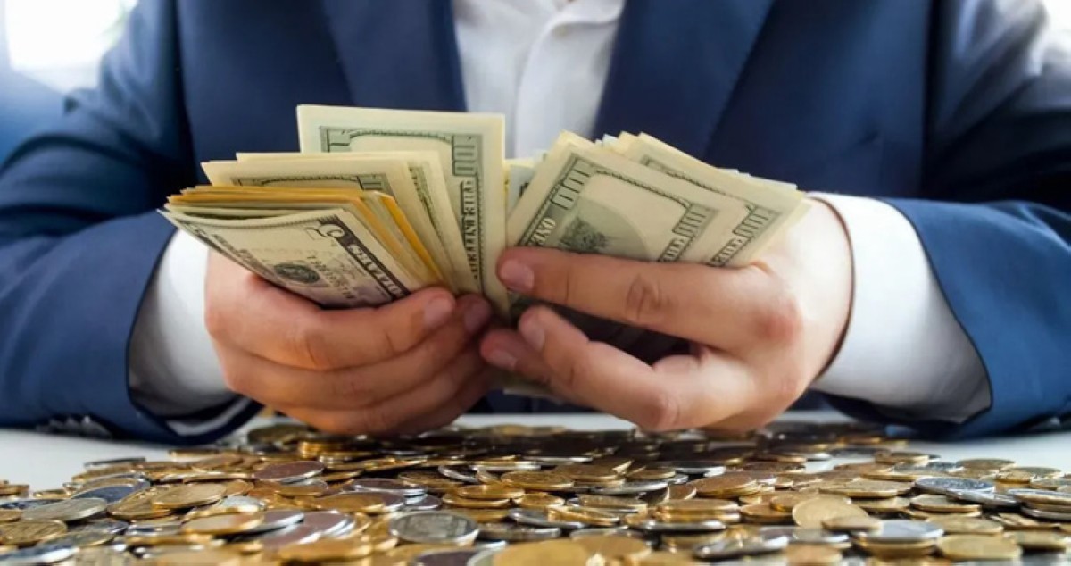 المليونيرات-لم-يعودوا-أثرياء…-1000-شخص-ينضمون-يومياً-إلى-القائمة-في-أميركا