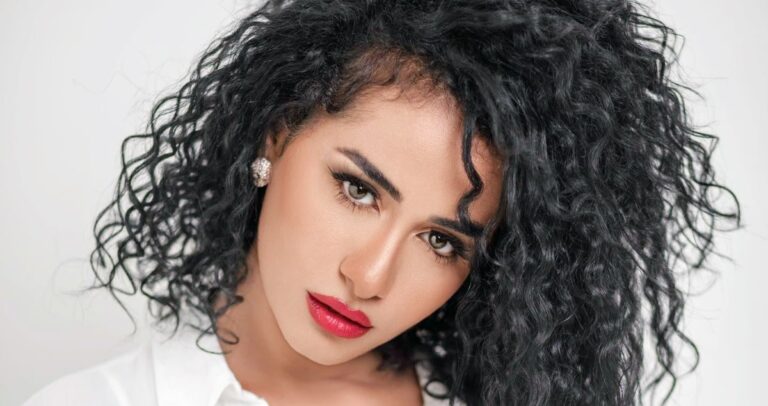 نانسي-صلاح-تصوّر-مسلسل-'2-قهوة'