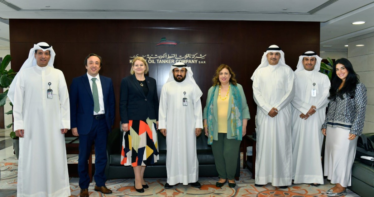 'الناقلات'-بحثت-سبل-التعاون-مع-الاتحاد-الأوروبي-في-مشاريع-الطاقة-النظيفة