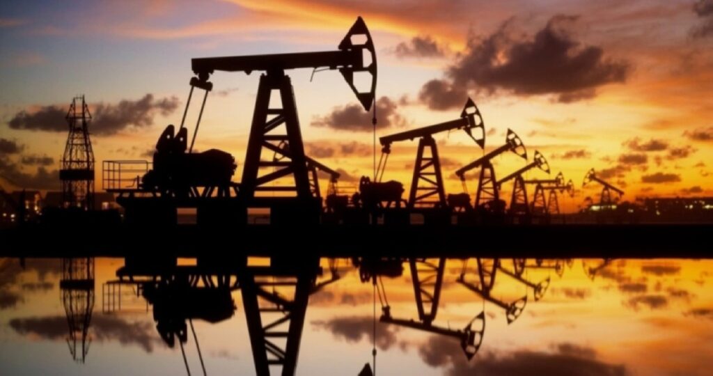 أسعار-النفط-تتراجع-مع-تقييم-الأسواق-لتأثير-الرسوم-الأميركية