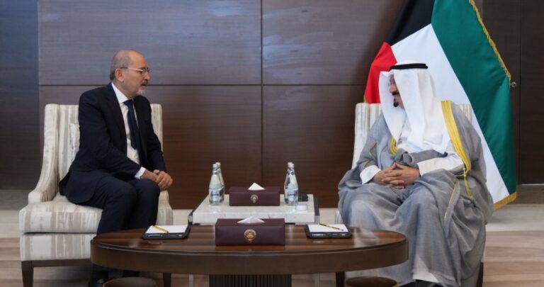 العبدالله-ووزير-الخارجية-الأردني-استعرضا-العلاقات-المتميزة-وسبل-تعزيز-التعاون