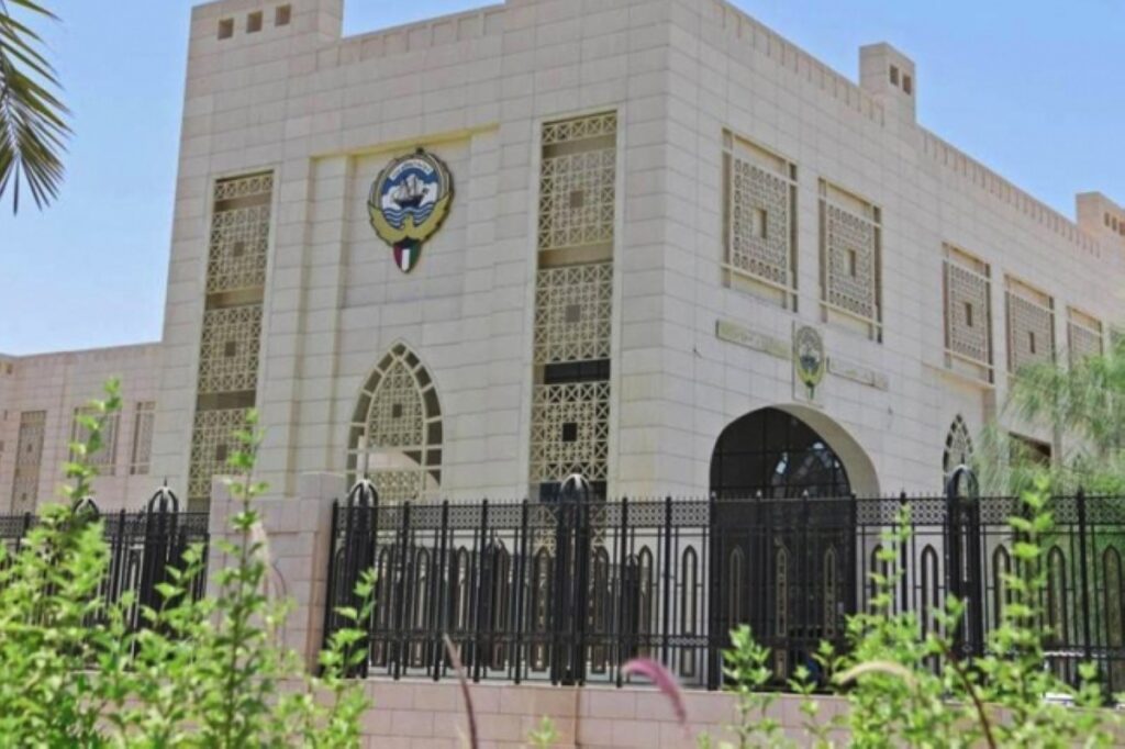 الكويت-تعزي-العراق-بضحايا-حريق-السوق-التجاري