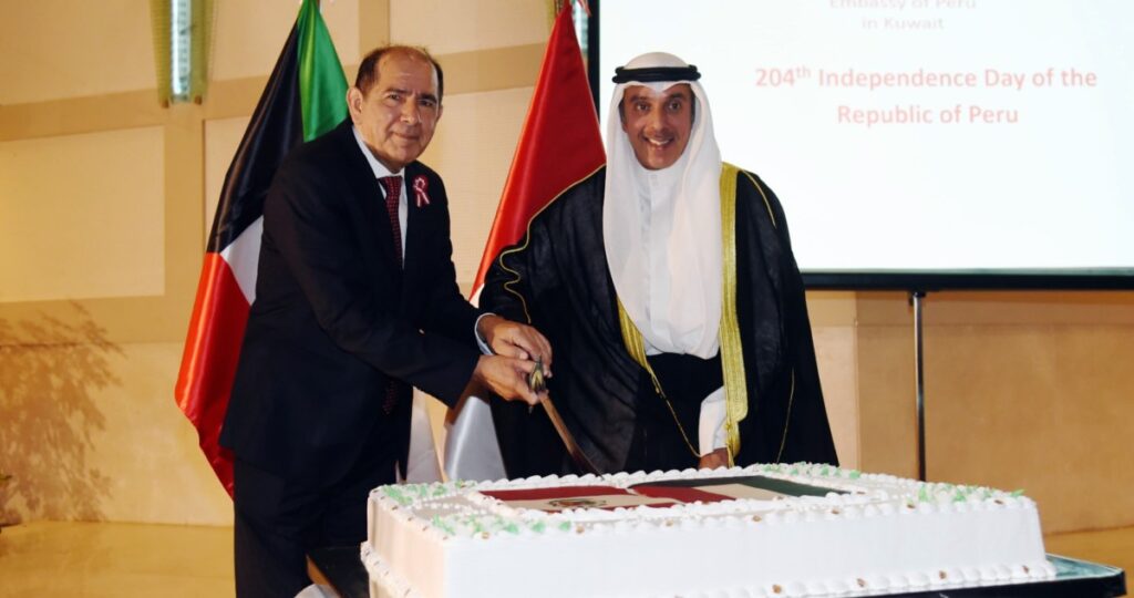 الكويت…-جسر-جوي-لإغاثة-غزة