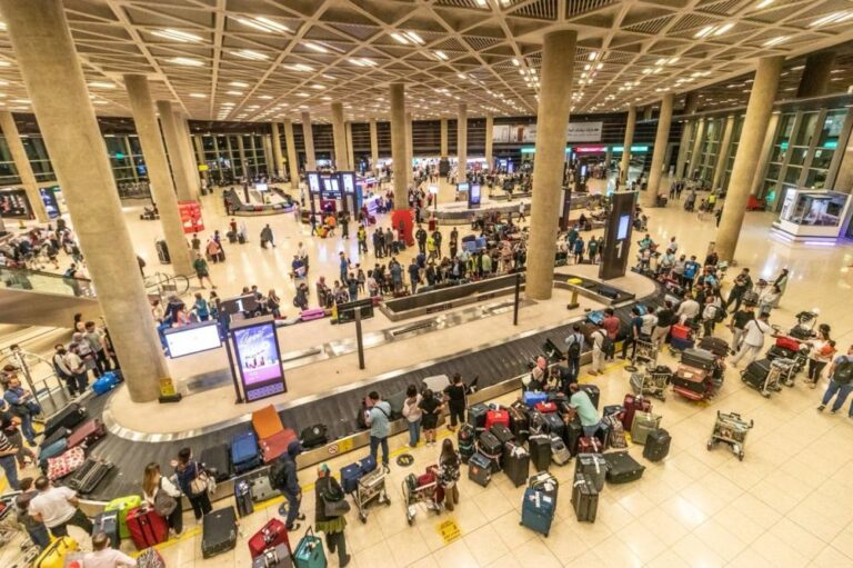 الأردن-يستقبل-2.72-مليون-سائح-مبيت-في-النصف-الأول