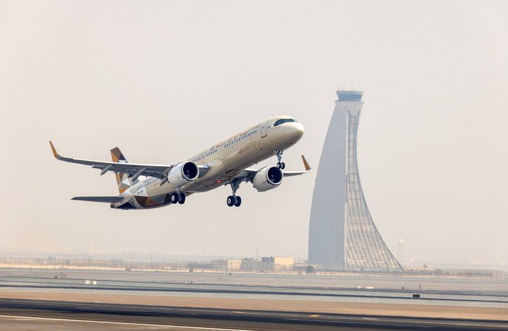 «الاتحاد»-تطلق-أول-رحلة-لطائرة-a321lr-إلى-بوكيت