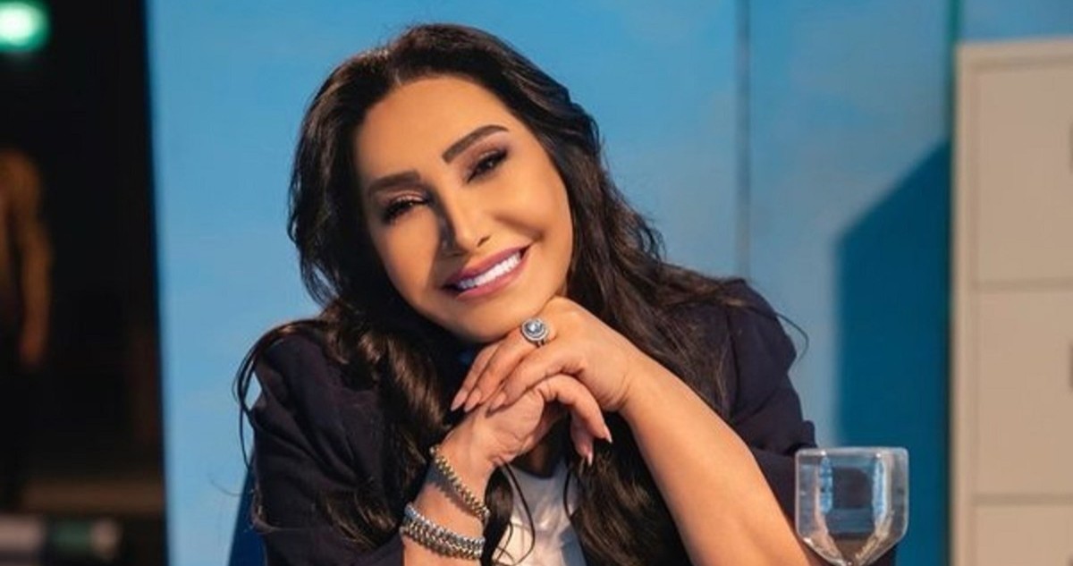 'عايلة'-سحر-حسين-'مايلة'