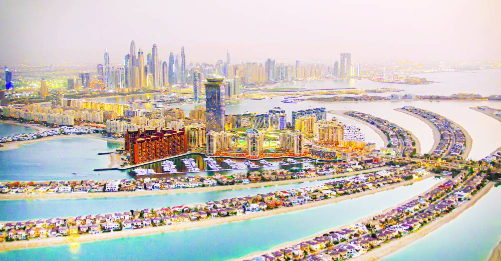 استبيان-«الخليج»:-نزلاء-فنادق-الإمارات-يفضلون-فئة-«الخمس-نجوم»