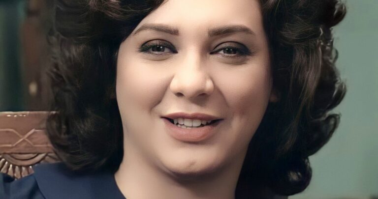 سلاف-فواخرجي-رقصت-تحت-أمطار-موسكو