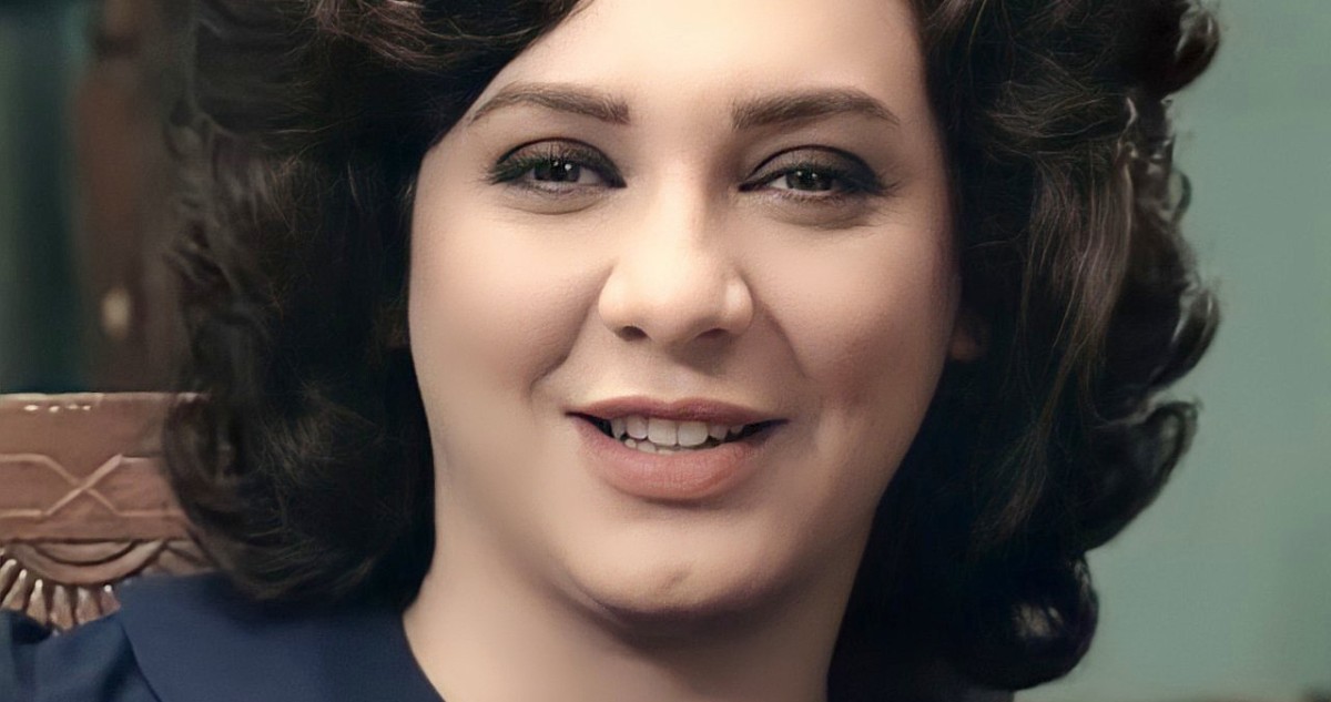 سلاف-فواخرجي-رقصت-تحت-أمطار-موسكو