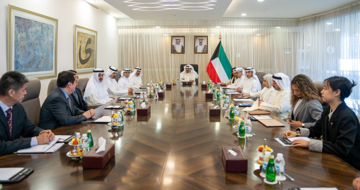 العبدالله:-التعاون-والتنسيق-مع-الشركات-الصينية-الحكومية-في-بناء-المشاريع-التنموية-الكبرى