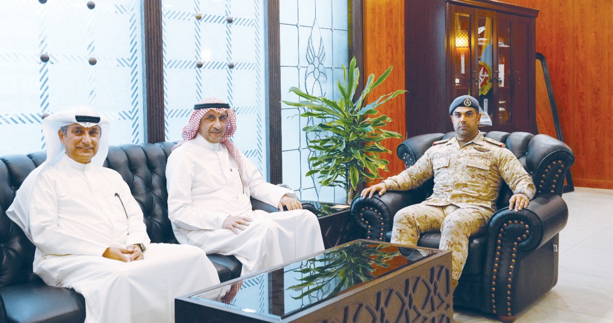 نائب-رئيس-الأركان-بحث-و'الضباط-المتقاعدين'-التعاون
