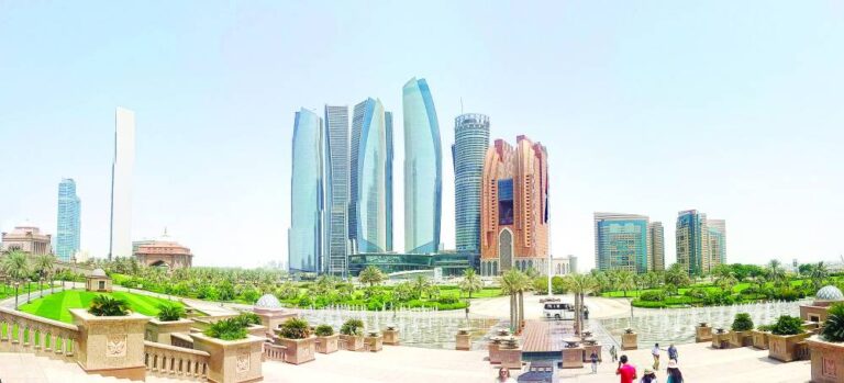 «العطلات-الباردة»-من-أوروبا-إلى-الإمارات.-أبوظبي-نموذجاً