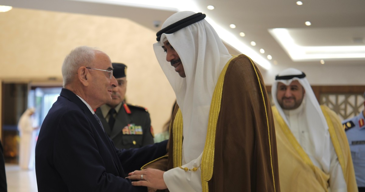 وزير-الدفاع-اللبناني-غادر-البلاد