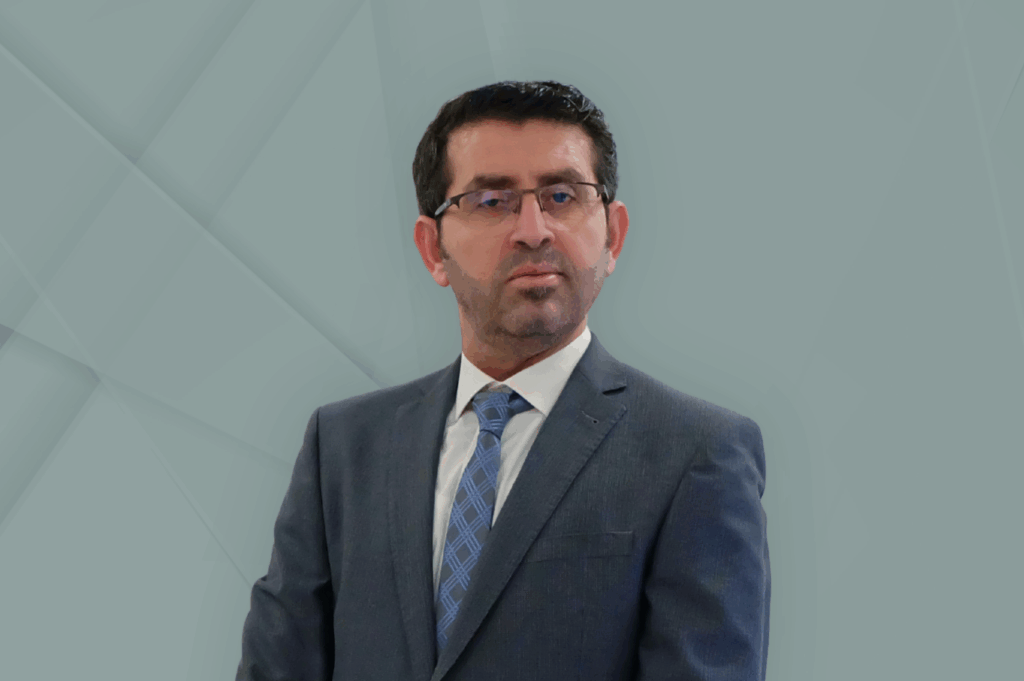 رائد عبد العزيز رمضان الذكاء الاصطناعي كأداة لإعادة تشكيل استراتيجيات التسويق في الخليج