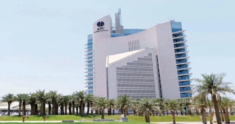 'البترول':-اختبارات-توظيف-مهندسي-النفط-في-الربع-الرابع