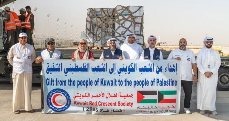 إقلاع-الطائرة-الـ12-من-الجسر-الجوي-الكويتي-الثاني-لإغاثة-غزة