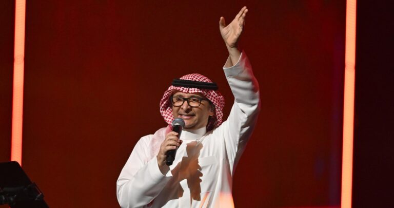 عبد-المجيد-عبد-الله-في-الكويت.-'عايش-سعيد-'-زين-على-زين!