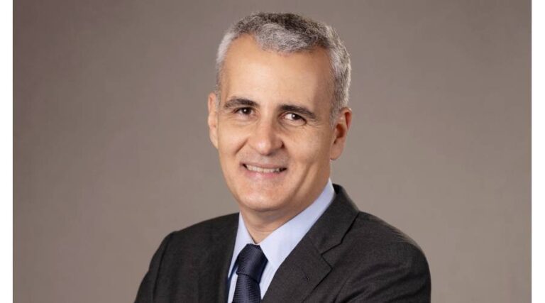 «ستيلانتيس»-تعين-مديراً-مالياً-جديداً-ضمن-خطة-إعادة-هيكلة