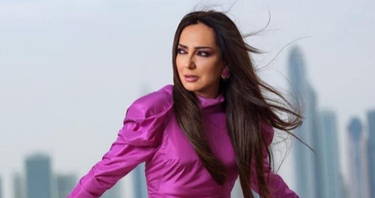 أمل-عرفة-تكشف-تعرّضها-للابتزاز-بعد-تسجيل-منسوب-لابنتها