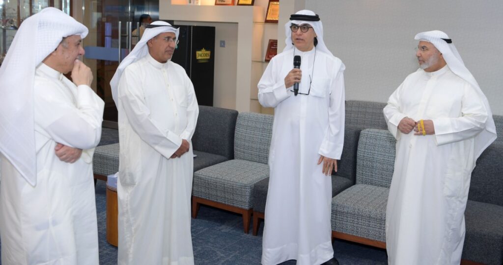 'بوبيان'-يكرم-عضوين-سابقين-بالإدارة-لإسهاماتهما-بمسيرة-البنك