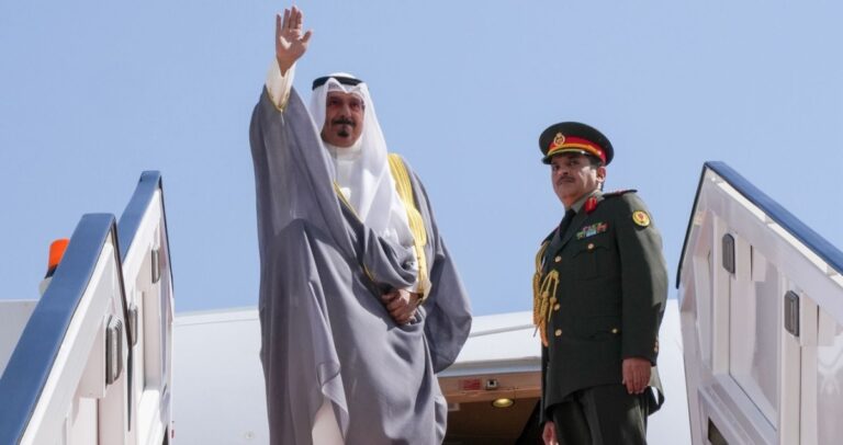 ممثل-سمو-الأمير-يتوجه-إلى-مصر-لترؤس-وفد-الكويت-في-قمة-شرم-الشيخ-للسلام