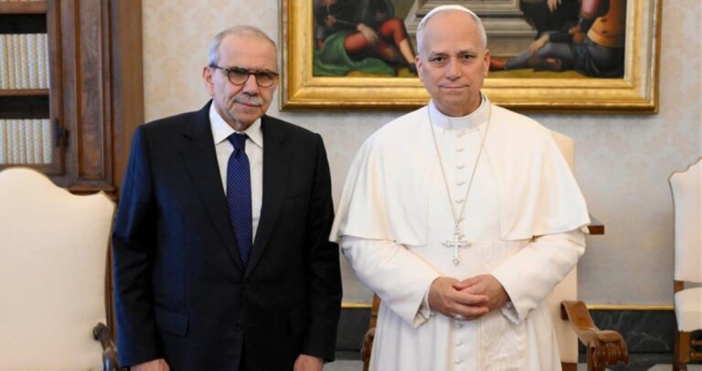 نواف-سلام-لبابا-الفاتيكان:-لا-سلام-بلا-عدل-في-المنطقة