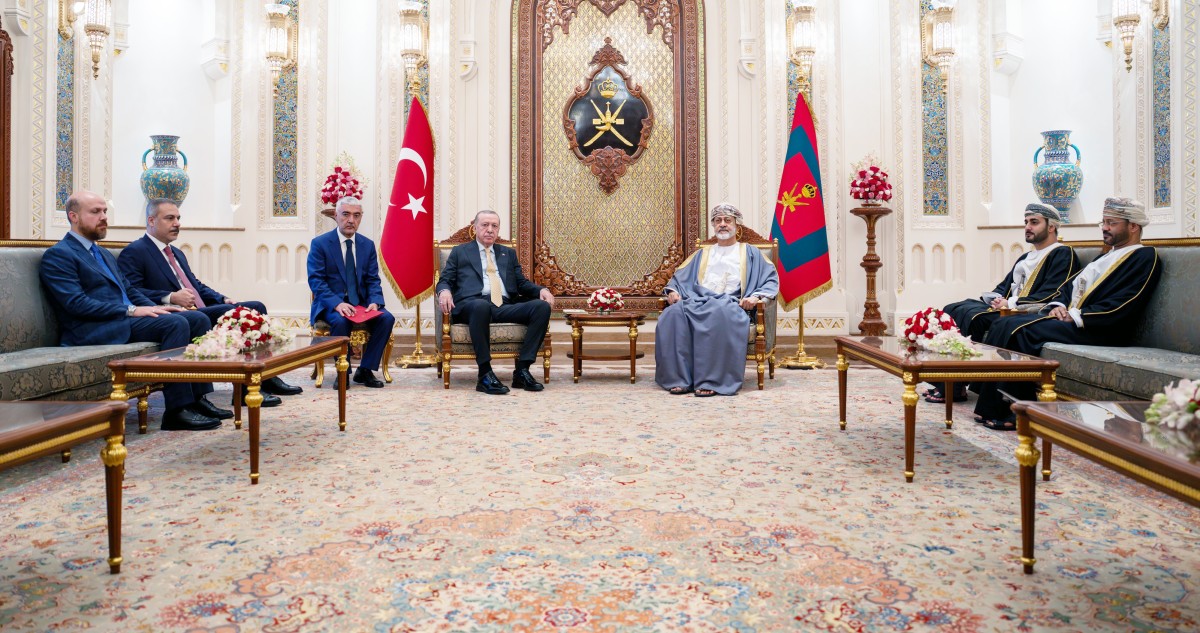 سلطان-عُمان-وأردوغان-يتفقان-على-العمل-معاً-لتحقيق-حل-الدولتين