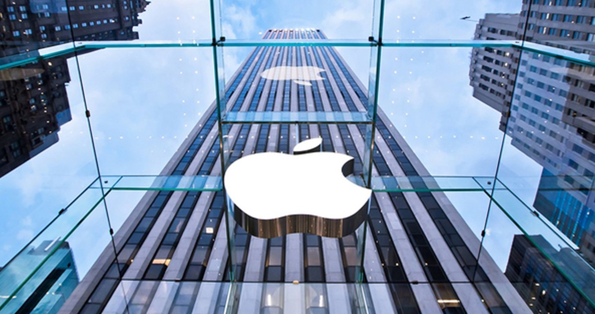 هل-تكشف-آبل-عن-آيفون-17-أم-مفاجأة-كبرى-اليوم؟