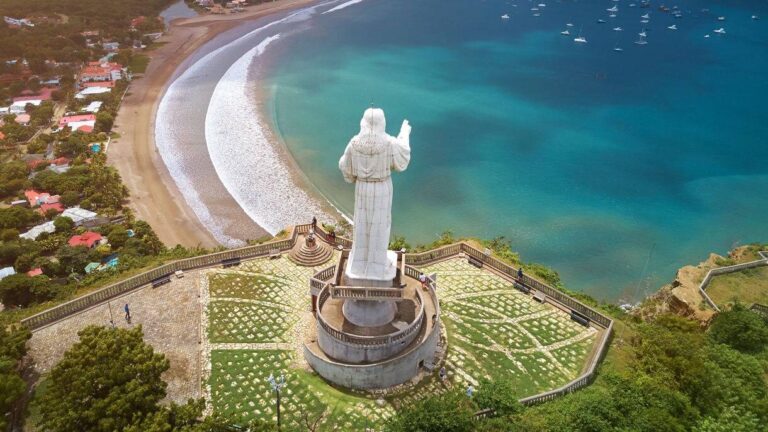 نيكاراغوا.-أرض-البراكين-والبحيرات-البِكر