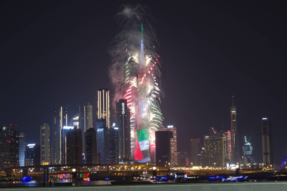 دبي-تُبهج-العالم-في-أعياد-الميلاد-والعام-الجديد