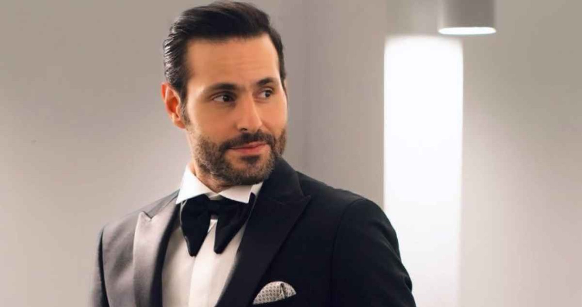 علي-كاكولي…-يطرح-أغنية-'الطاقة-الكونية'-بالمصري