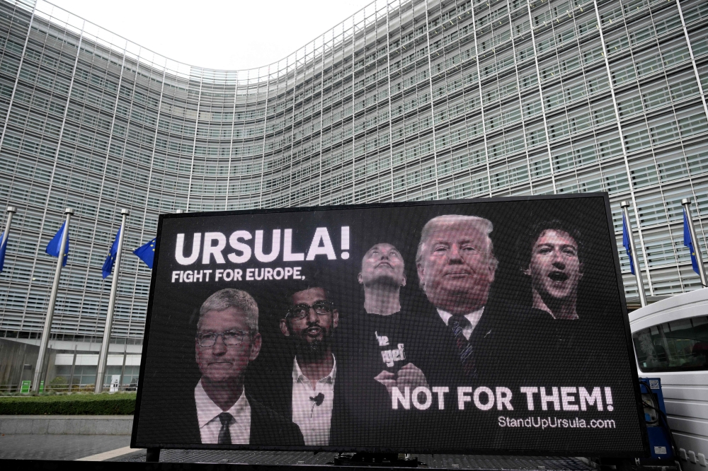 الاتحاد-الأوروبي-يعتزم-تخفيف-قيود-تنظيم-الذكاء-الاصطناعي