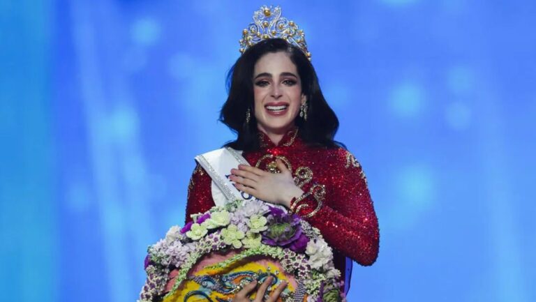 المكسيكية-فاطيما-بوش-ملكة-جمال-الكون-لعام-2025