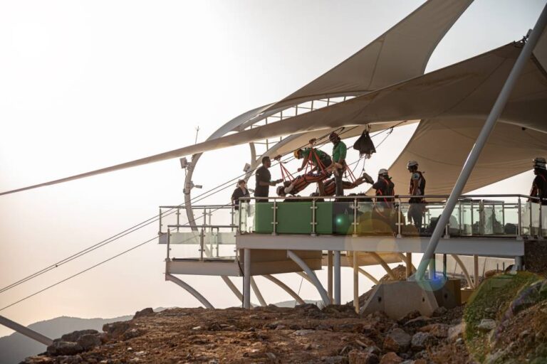 أعلى-قمة-في-الإمارات.-انطلاق-موسم-جبل-جيس-السياحي