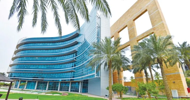 الدمج-الكلي-لـ'كيبك'-تحت-مظلة-'البترول-الوطنية'-خلال-أيام