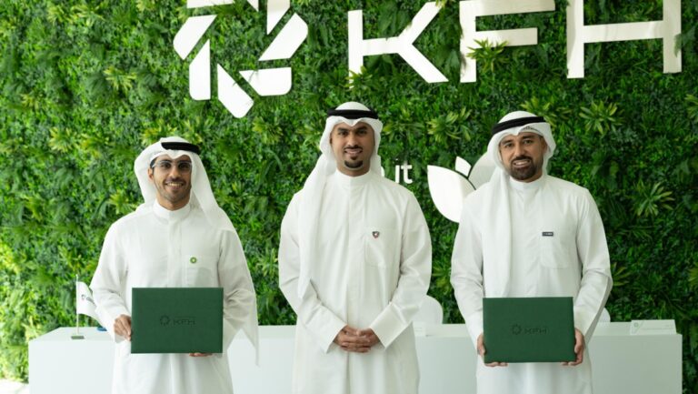 بيت-التمويل-الكويتي-يصقل-مهارات-الشباب-في-البرمجة-والأمن-السيبراني