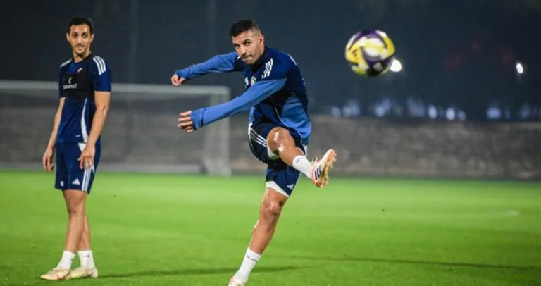 'الأزرق'-ومصر…-ركلة-البداية